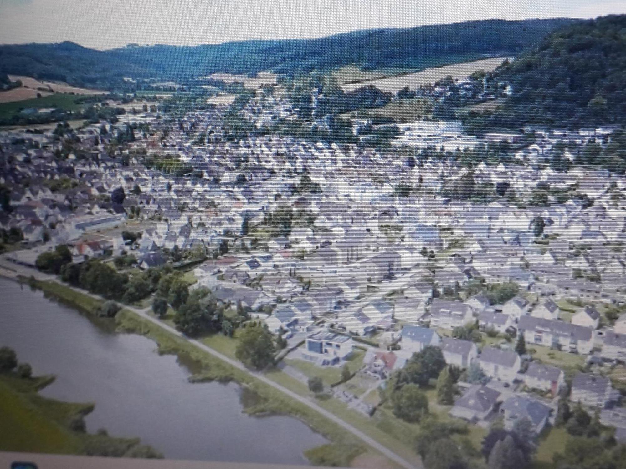 Geraeumiges Ferienhaus Beverungen Esterno foto